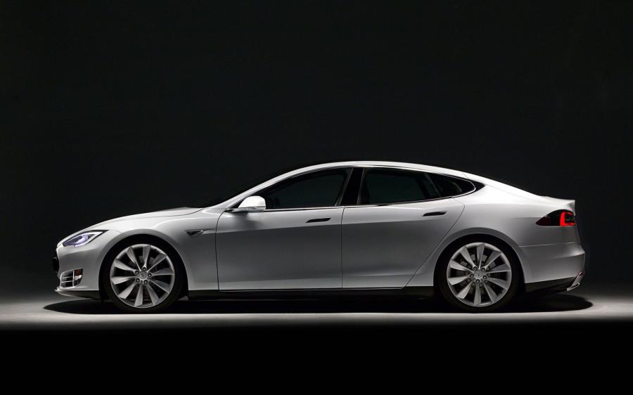  Tesla Model S 2012 года  (фото 86 из 88)